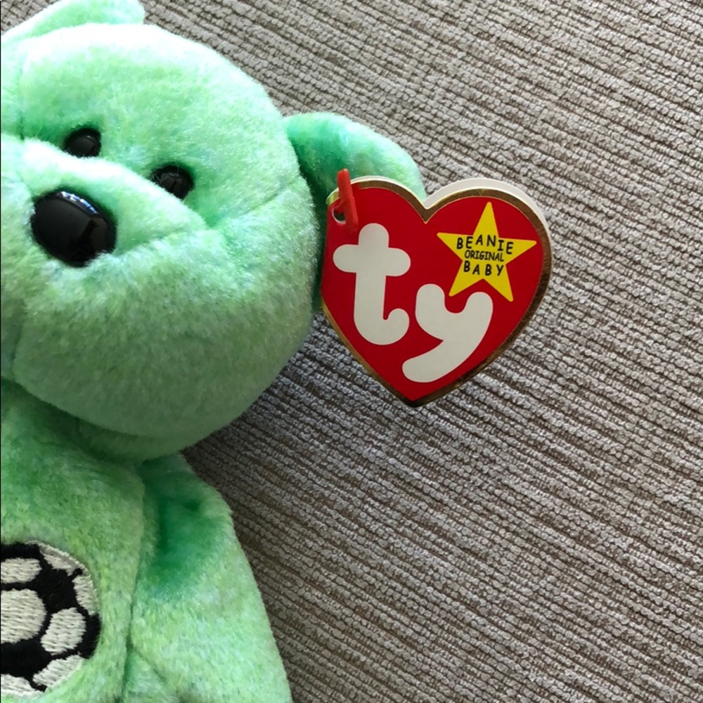 Kicks Ty Beanie Baby - Picture 2 of 5